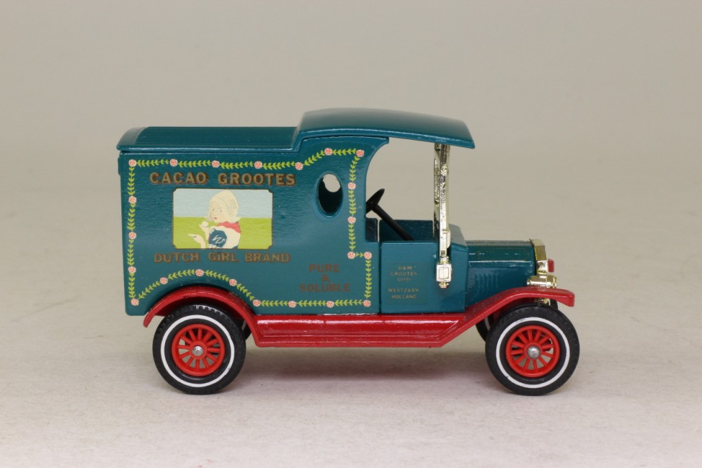 Cacao Grootes, Dutch Girl Brand (Creaks of Camberley - AC67)